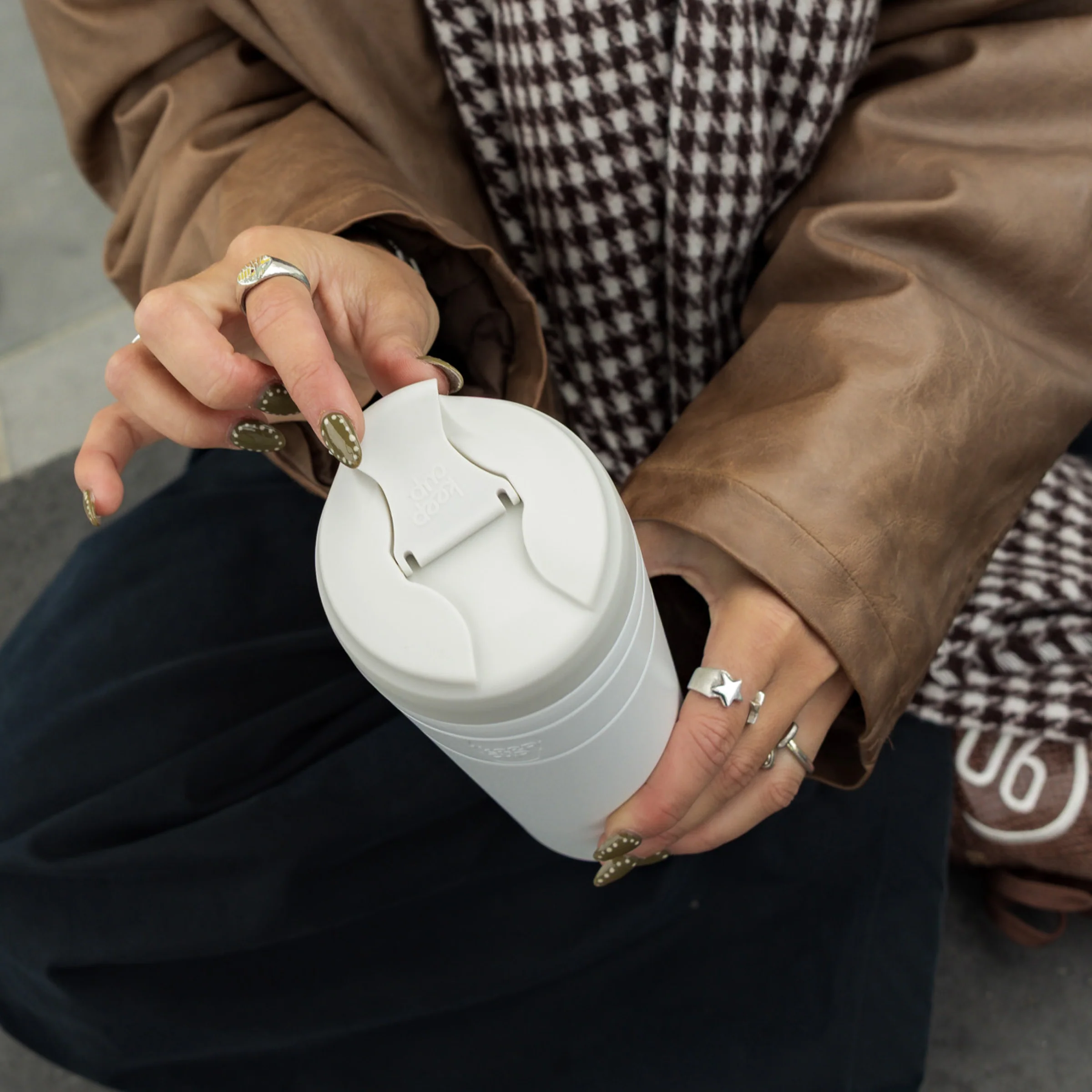 Commuter - XL 20oz | Bone White - Image 3